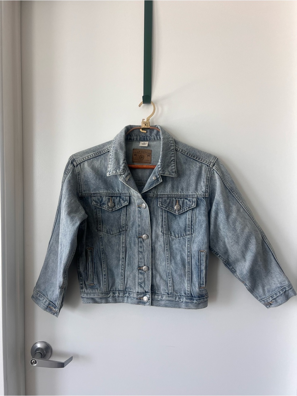 Gap Light Wash Denim Jacket " 90" limited editions